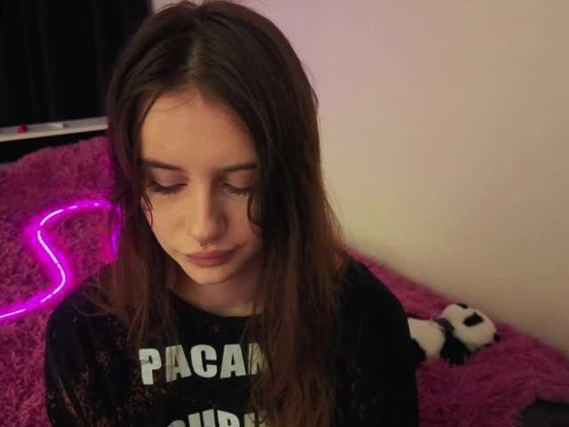 kissnotilt live cam