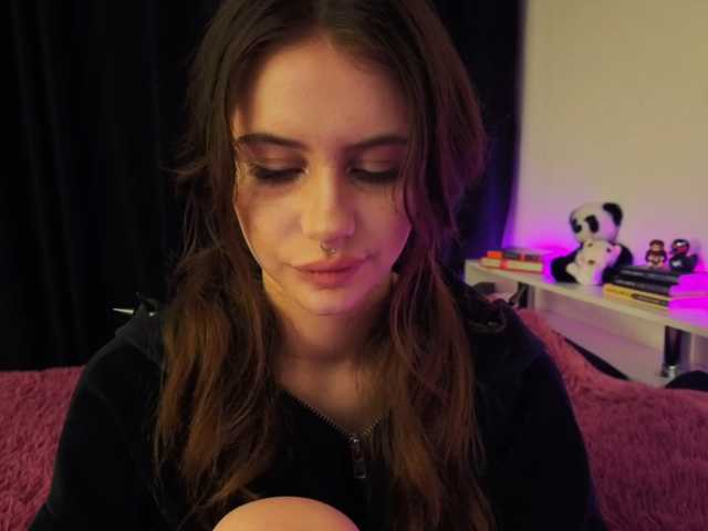 kissnotilt live cam on BongaCams