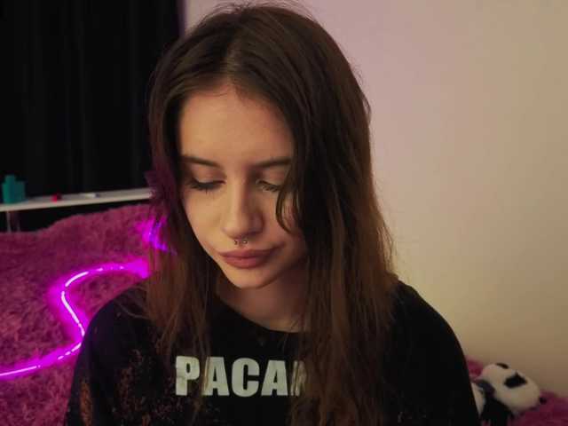kissnotilt live cam on BongaCams