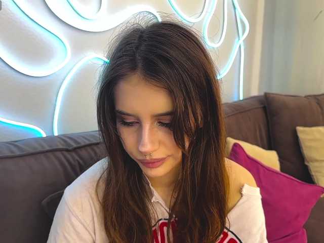 kissnotilt live webcam show