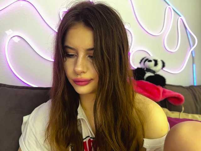 kissnotilt live webcam show