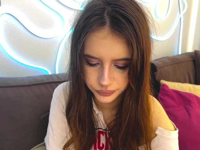 kissnotilt live webcam show
