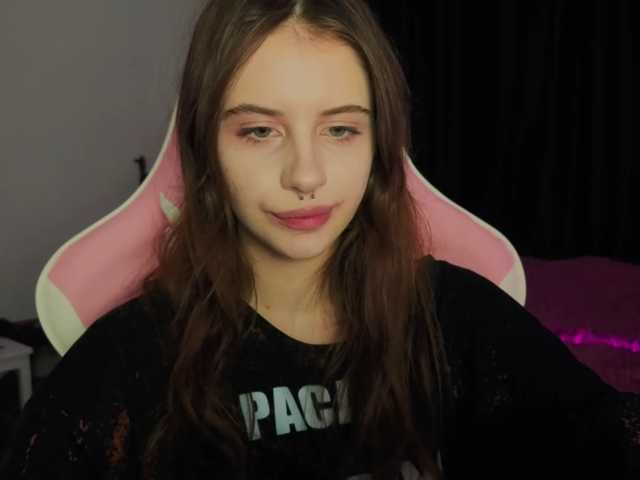 kissnotilt live cam on BongaCams
