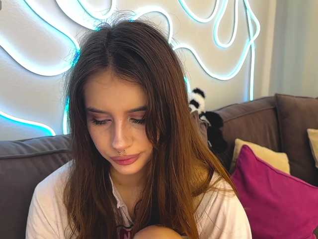 kissnotilt live webcam show