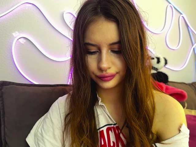 kissnotilt live webcam show