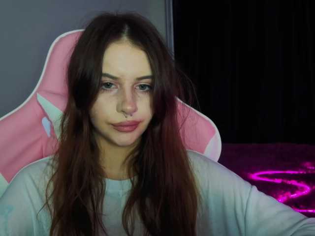 kissnotilt, live now on BongaCams