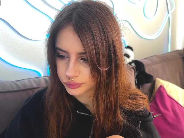 kissnotilt live webcam show