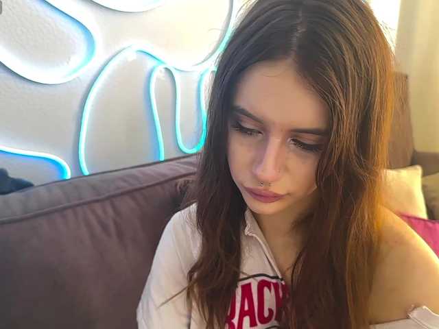 kissnotilt live webcam show