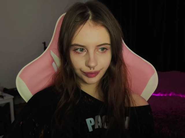 kissnotilt live cam on BongaCams