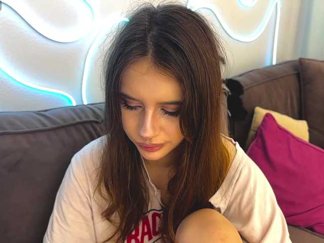 kissnotilt live webcam show