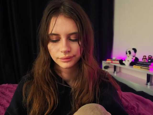 kissnotilt live cam on BongaCams
