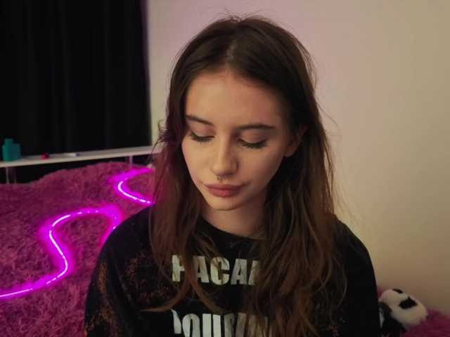 kissnotilt live cam on BongaCams