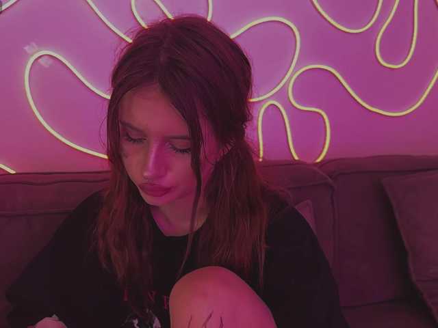 kissnotilt live cam on BongaCams