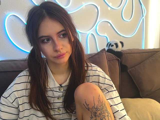 kissnotilt live cam on BongaCams