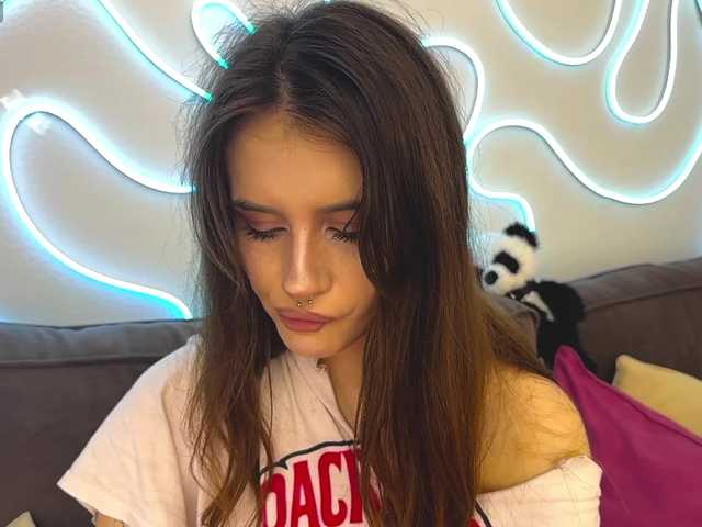 kissnotilt live cam on BongaCams
