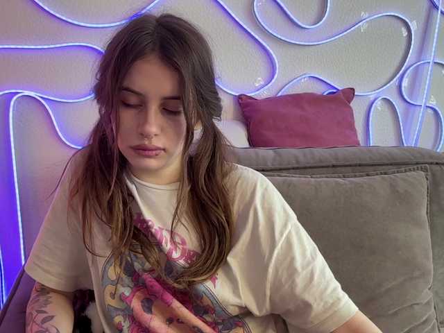 kissnotilt live cam on BongaCams