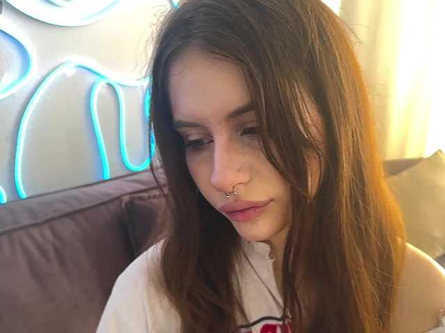 kissnotilt live webcam show