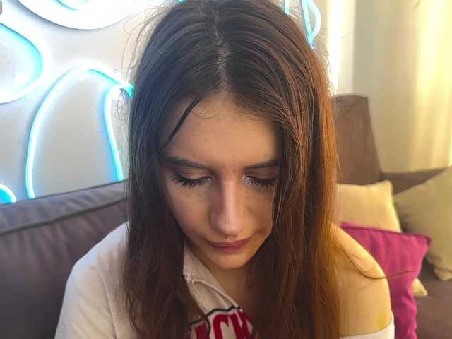 kissnotilt live webcam show