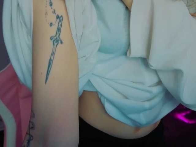 kissnotilt live cam on BongaCams
