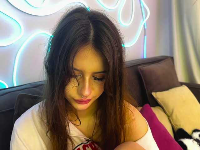 kissnotilt live cam on BongaCams