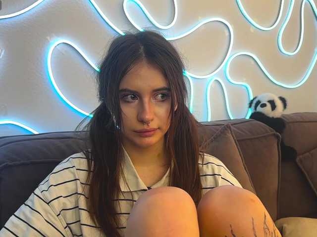 kissnotilt live cam on BongaCams