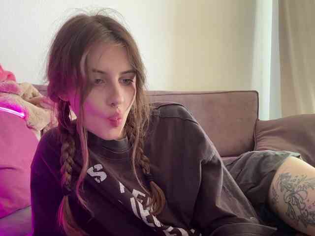 kissnotilt webcam