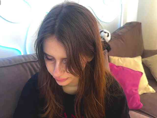 kissnotilt webcam