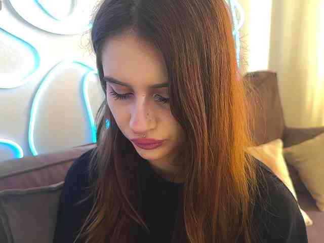 kissnotilt webcam