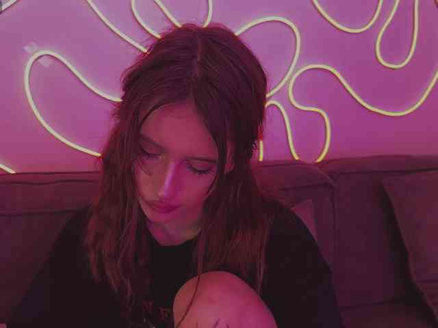 kissnotilt webcam