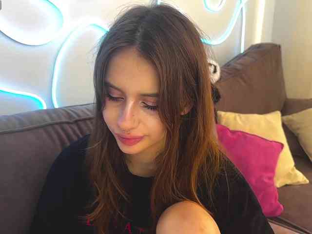 kissnotilt webcam