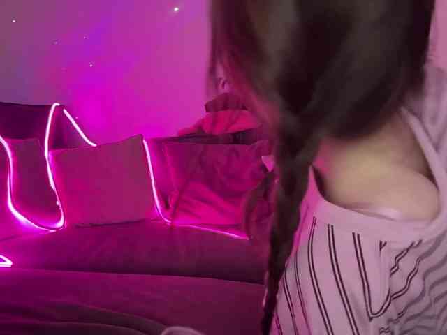 kissnotilt webcam