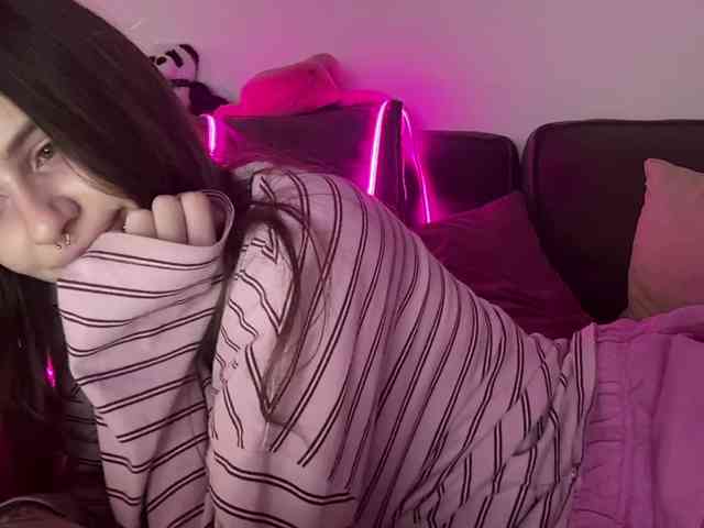 kissnotilt webcam