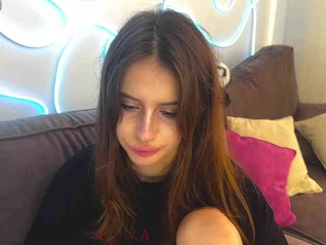 kissnotilt webcam
