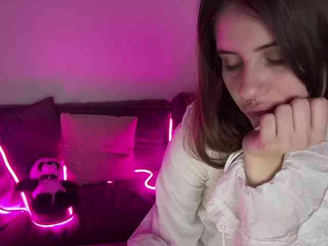 kissnotilt webcam