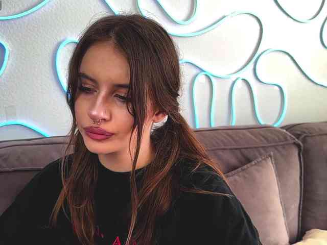kissnotilt webcam