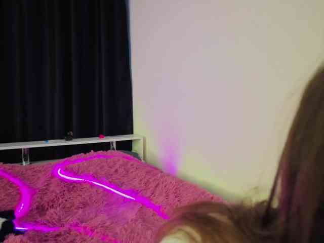kissnotilt webcam