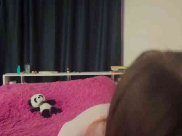 kissnotilt webcam