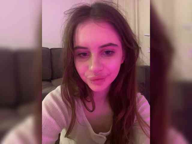 kissnotilt webcam