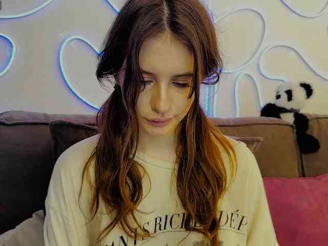 kissnotilt webcam