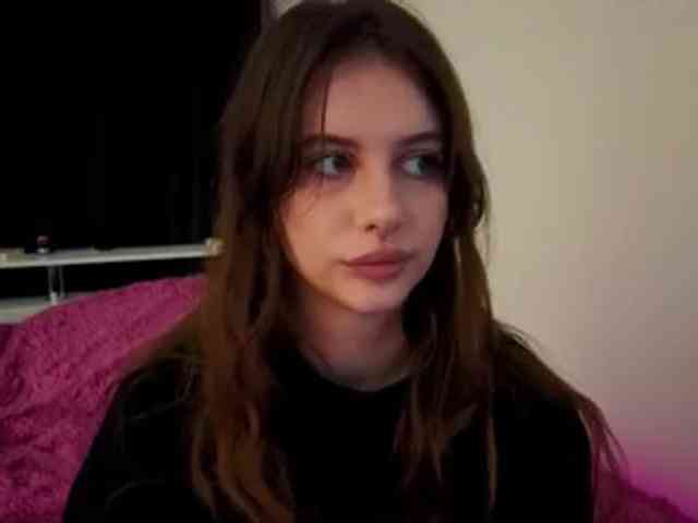 kissnotilt webcam