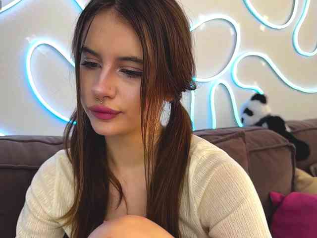 kissnotilt webcam