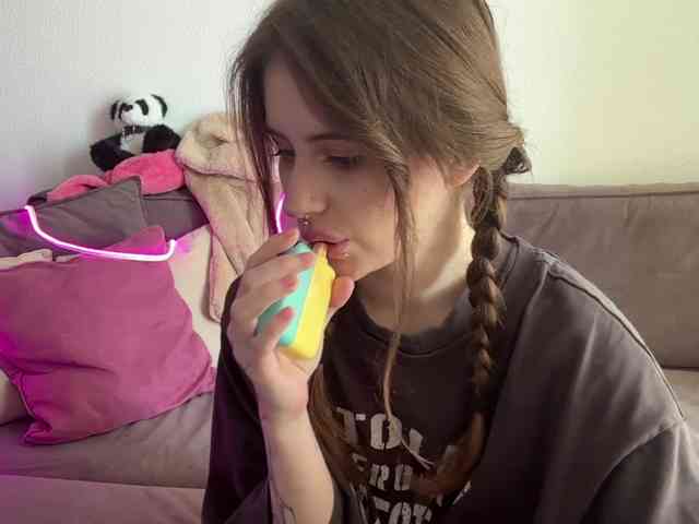kissnotilt webcam