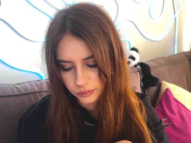 kissnotilt Sex Cam Show