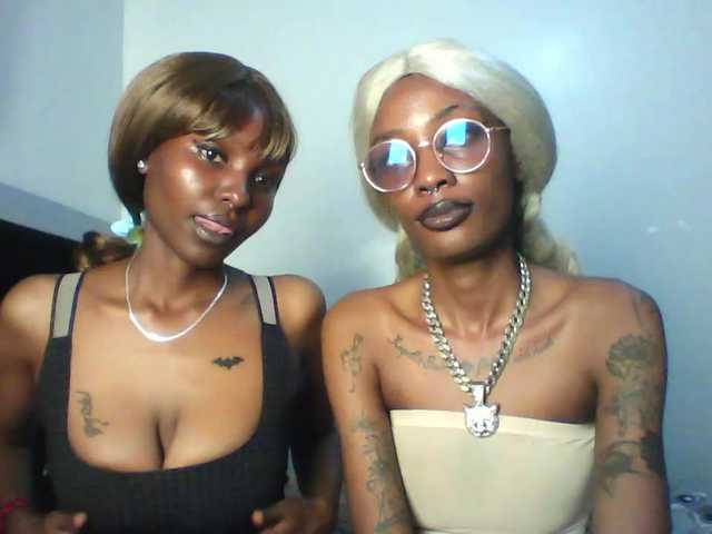 Maleena40's BongaCams show and profile