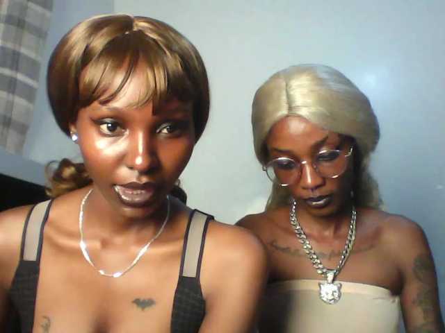 Maleena40's BongaCams show and profile