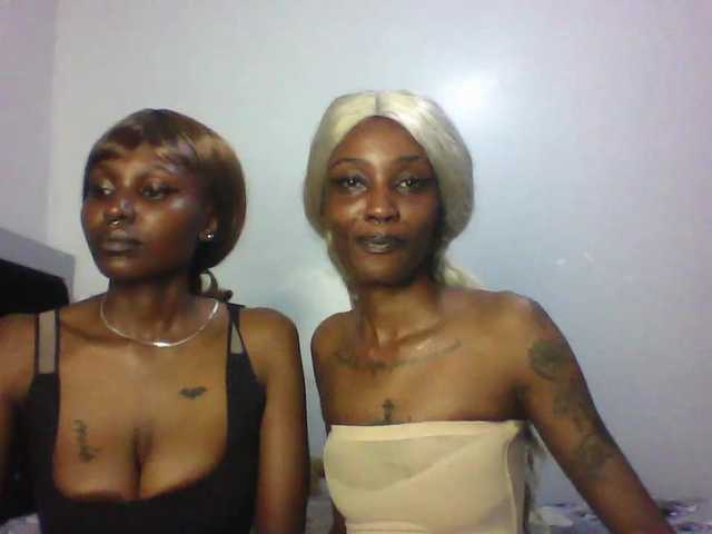 Maleena40's BongaCams show and profile