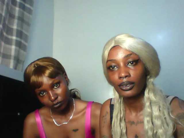 Maleena40's BongaCams show and profile