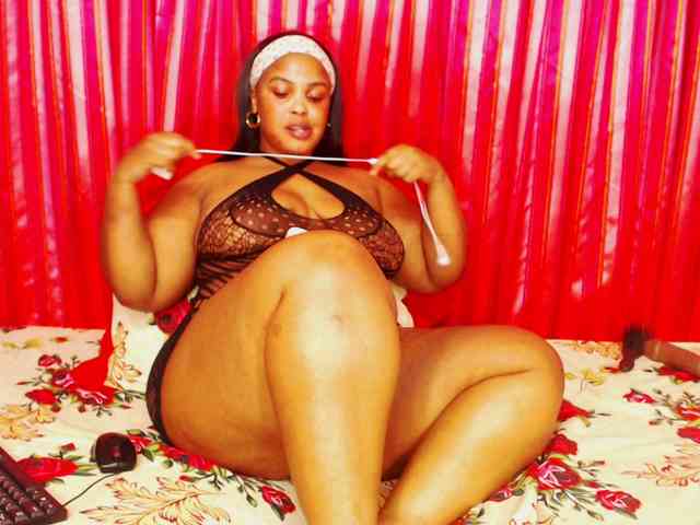 DivineBootyxxx DivineBootyxxx