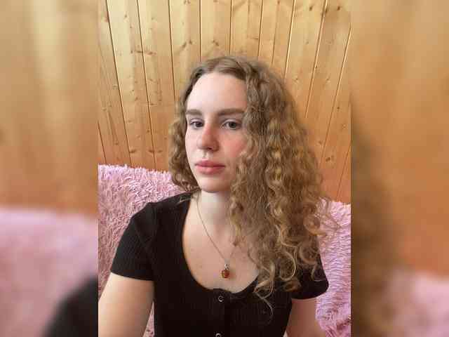 Sweetie_Kitty webcam