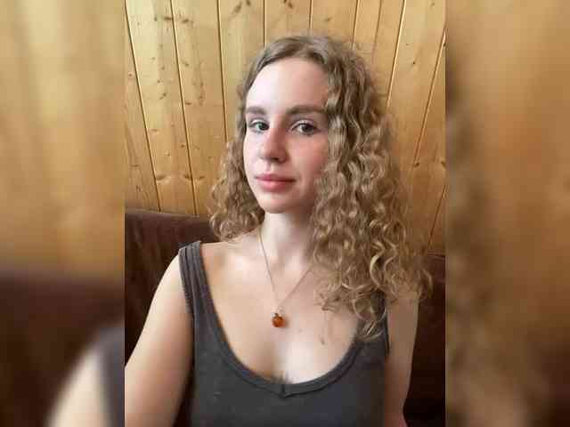 Sweetie_Kitty webcam